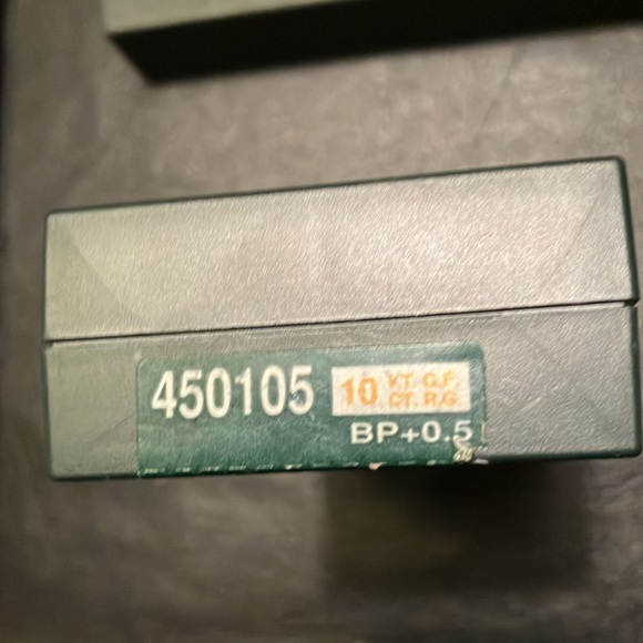 Gold pen and pencil set by Cross. Brand new inbox vintage set. New condition. - Picture 3 of 4